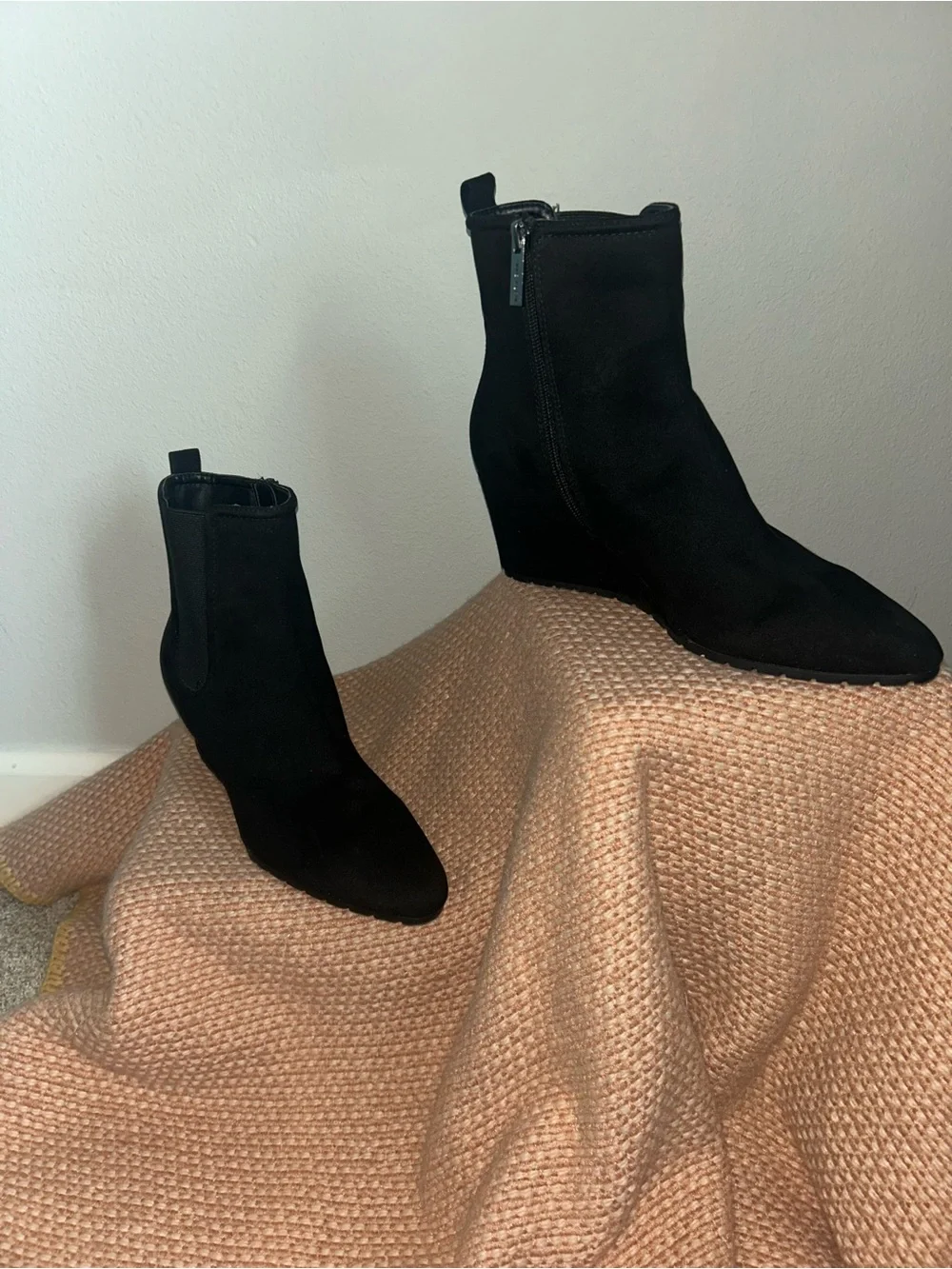 NEW Anne Klein Flex Black Suede Wedge Ankle Boots Sz 9